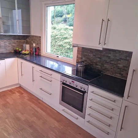 Apartament Toppleilighet I Fana